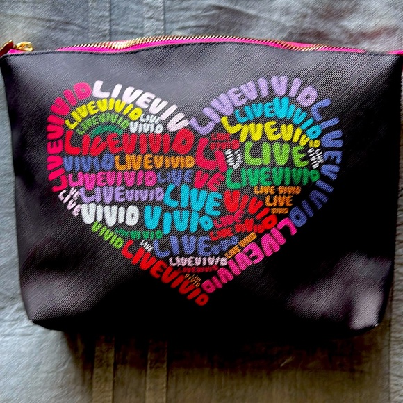 French Bull Cosmetic Bag 💄 - Picture 1 of 8